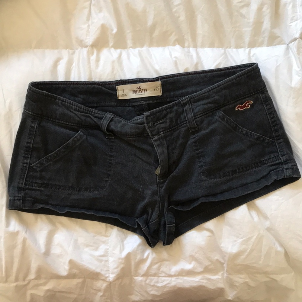 Soft Hollister short shorts